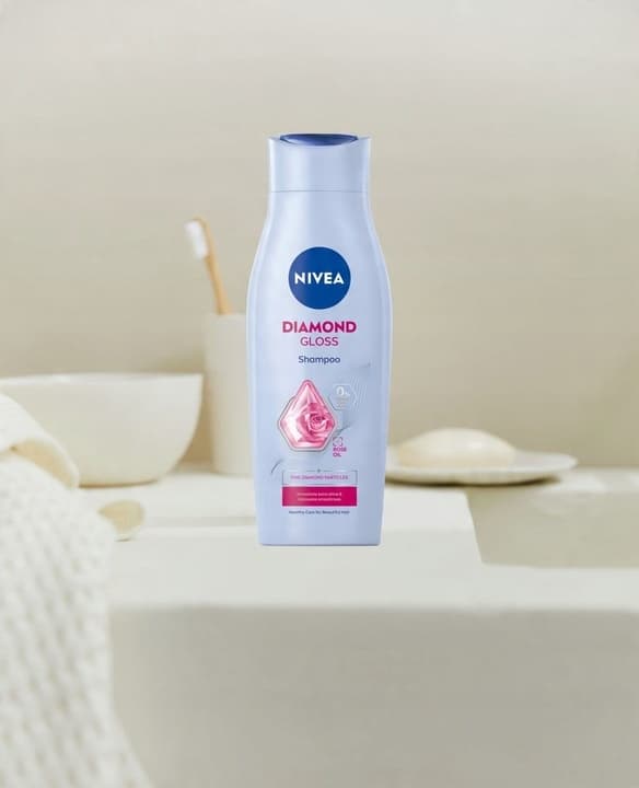 217154 NIVEA Diamond Gloss Care Vårdande schampo för hår 400 ml
