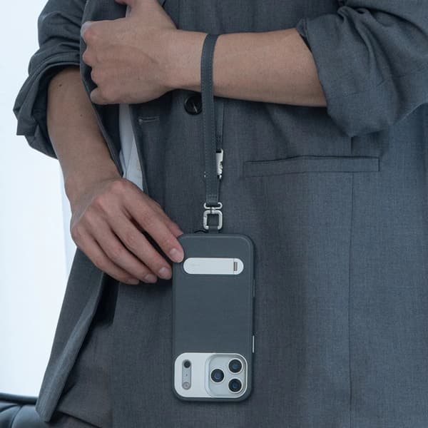 Moshi Kameleon MagSafe - iPhone 17 Pro Max cover med stativfunktion (midnatsgrå)