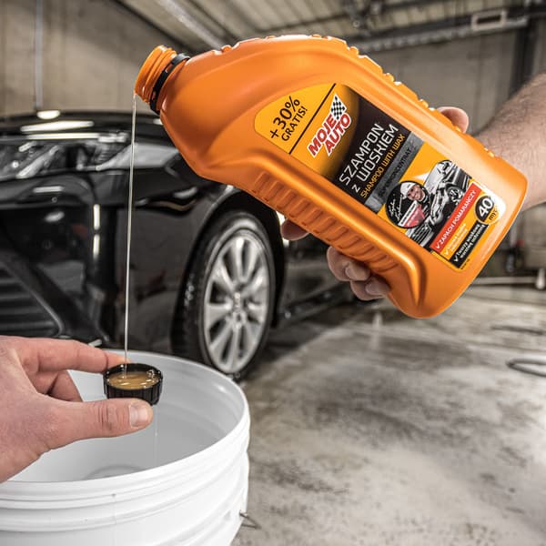 MOJE AUTO - Autosampoo vahalla 1l (1,3l Promo)