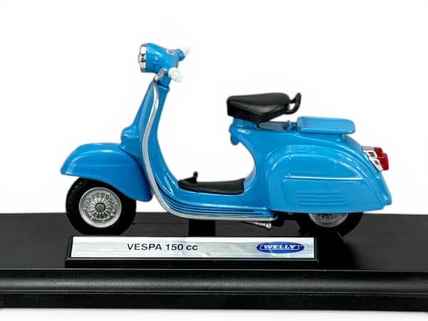 Welly Vespa 150cc 1:18 12848