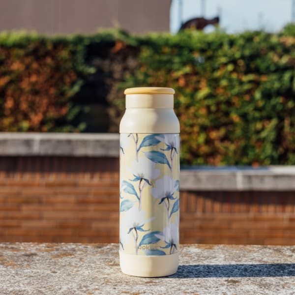 Quokka Pulse - 700ml Støbsikker Termokande i Rustfrit Stål (Magnolia)