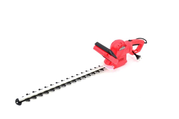 AWTOOLS SÄHKÖINEN PENSASLEIKKURI 680W