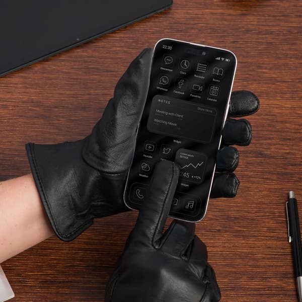 Damehandsker i læder, isbjørn, TOUCHSCREEN, sort, BELTIMORE M