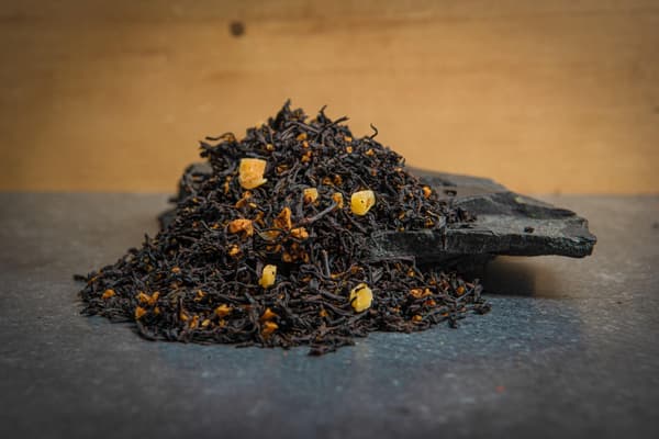Sort te Sanselig Mango 50 g CEYLON Stor mængde mango 25% Løs te