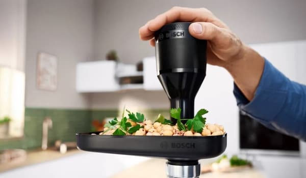 Bosch MFW S440B Kødhakker, 1900 W, Sort/Sølv