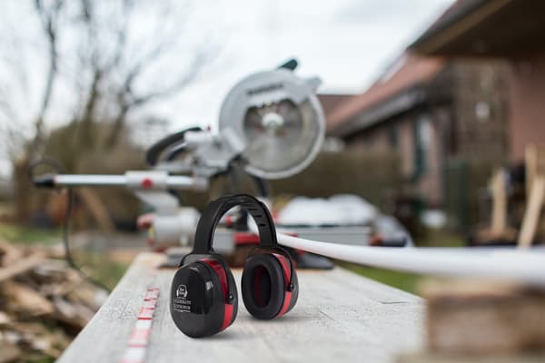 NYA TYSTNAD JANDY FM-3 HÖRSELSKYDD