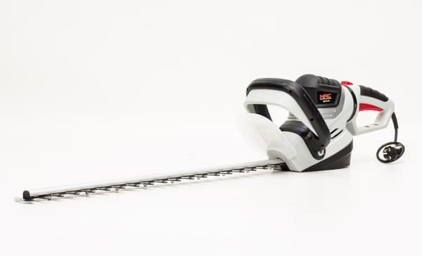 NAC ELEKTRISK HÄCKTRIMMER 750W 61cm 24mm HE75-CH