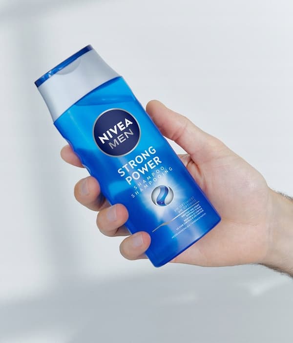 328058 NIVEA MEN Schampo Stark Kraft 400m