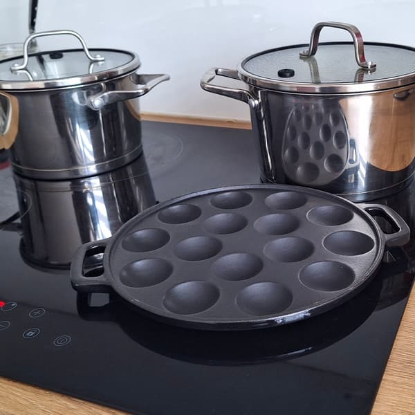 MINI STØBEJERNSPANDE MED 15 PANDEKAGER
