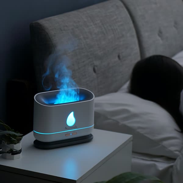 GÅVO Luftfuktare för eteriska oljor LED-flameffekt