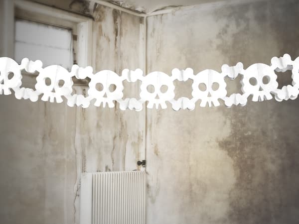 Papirguirlande "SKULLS 2" længde 300 cm, 1 stk.