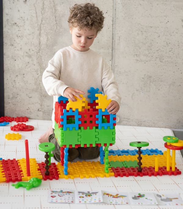 MEGA PACK MARIOINEX kiekot 200 kpl pyörähahmoja, eläinmaailma 2D+3D