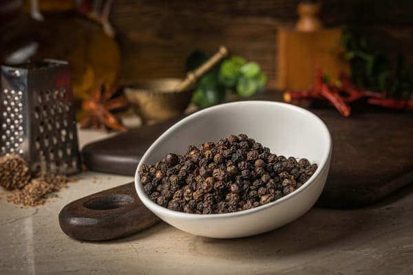tuore musta pippuri jyvät 150g