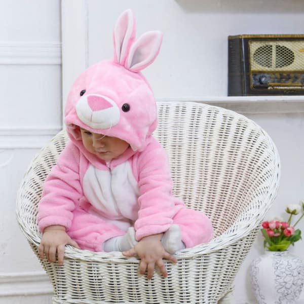 Rosa kaninpyjamas 80 cm: 65-75 cm