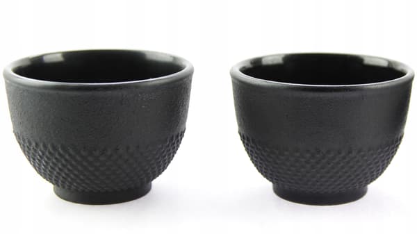 Støbejernskedel 0,8L teinfuser + 2 kopper støbejernsbase