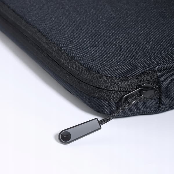 INNOSTYLE BÆRBAR TASKE 13-14" VANDTÆT ETUI OMNIPROTECT PLUS SORT