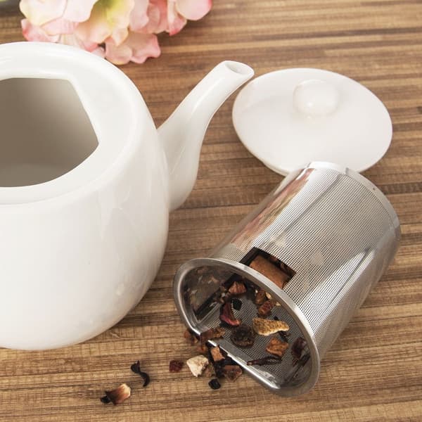 Hvid porcelæns te-kande med infuser MONA 700 ml