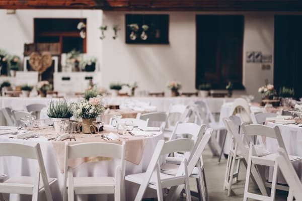 Klapstol, have, catering, banket, bryllup, hvid