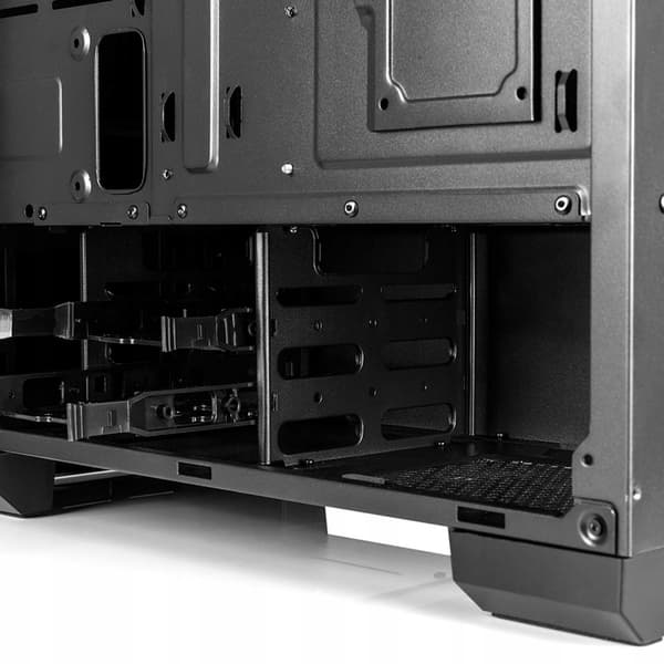 MODECOM OBERON PRO SVART DATORCHASSA LE