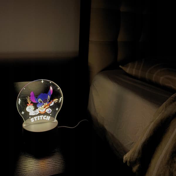 Nattlampa Stitch Lilo Skrivbordsgitarr För Barn LED 3D Helgdagar Gåva