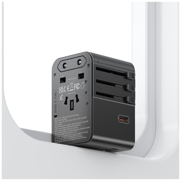 USAMS Rejseadapter CC310 3xUSB-C 70W 4in1 US/AU/EU/UK Sort