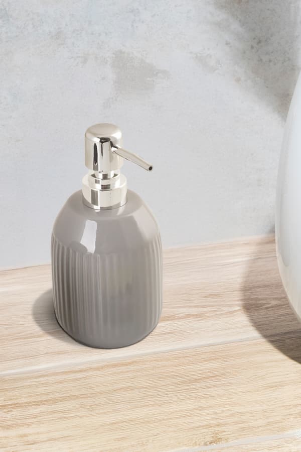 Tvålpump 400 ml AWD INTERIOR 2004 Tierra stengods grå