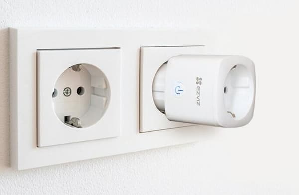 Ezviz CS-T30-10B intelligent stik