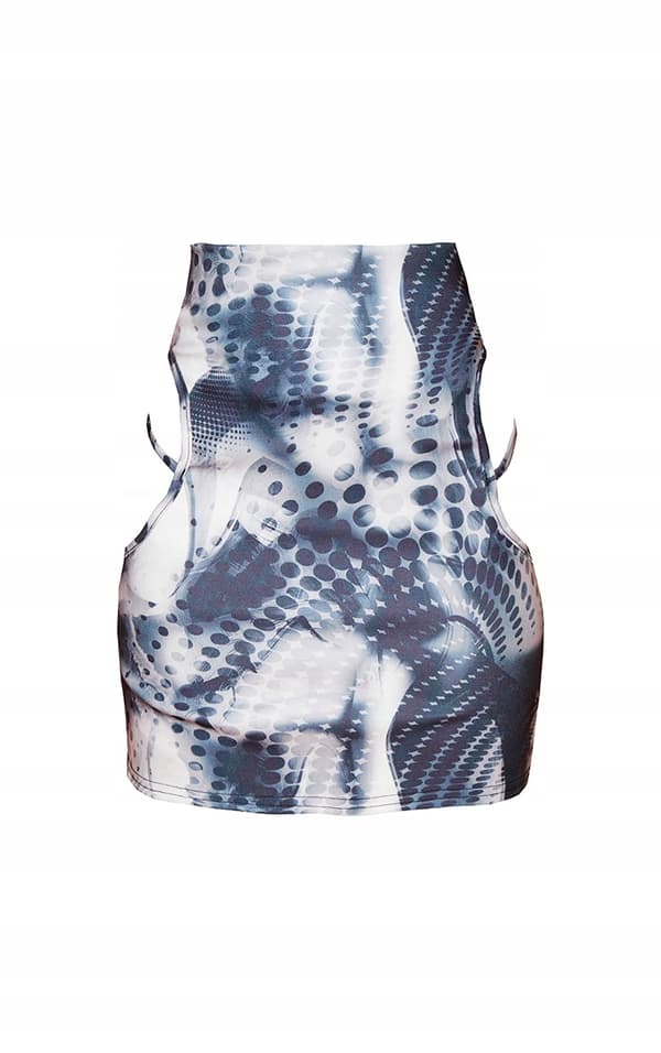 Prettylittlething minikjol mönstrad storlek 36