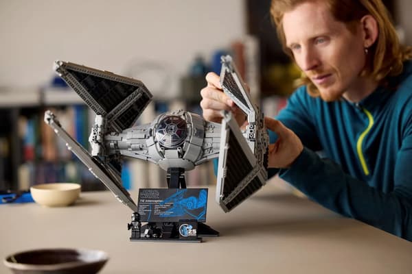 LEGO Star Wars 75382 TIE-hävittäjä