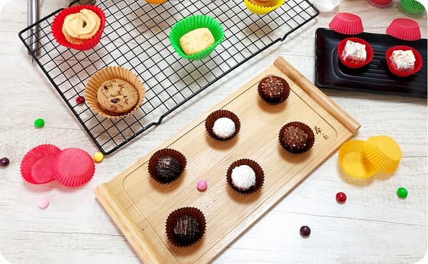 mombake Muffinsformar i pergament, 100 st, ljuslila
