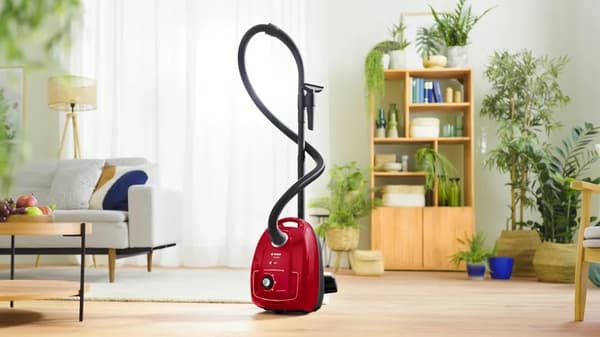 Bosch BGB 38RD2 pölypussillinen imuri, punainen, 4 l, 600 W
