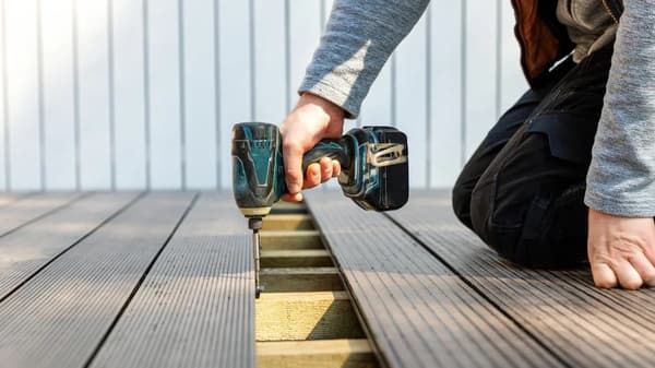 plast monteringsklips til komposit terrassebrædder med skjult montering