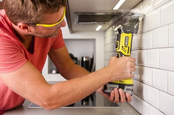136534 RYOBI multiverktyg 18V