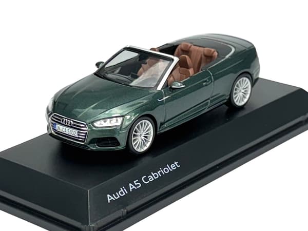 FORHANDLERMODEL AUDI A5 CABRIOLET GOTLAND GRØN 1:43 501.17.053.33