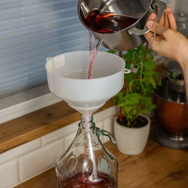 Plastiktragt 20 cm