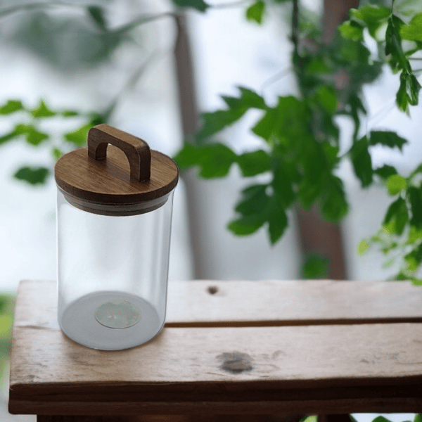 GLASBEHÅLLARE 750 ml BURK MED BAMBULOCK