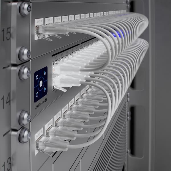 Switch Ubiquiti USW-Pro-Max-48-PoE 52p 720W Administreret