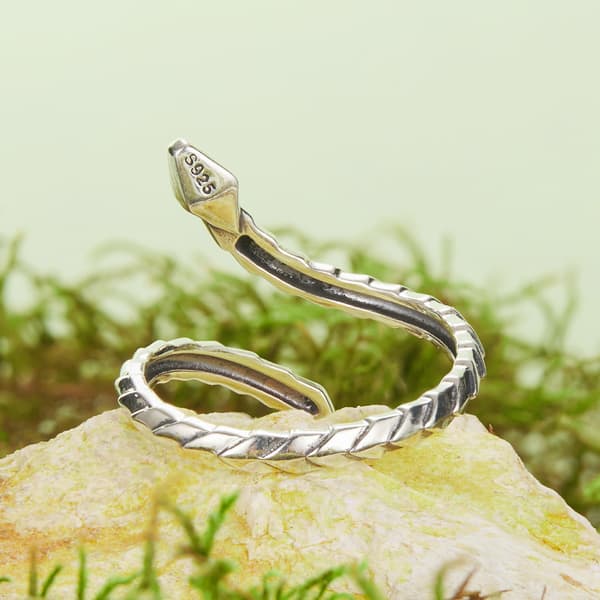 Justerbar silverring som flätar runt fingret, 925 silver