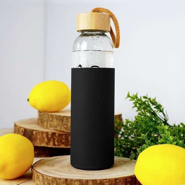 Lasinen vesipullo silikonisuojalla 600 ml