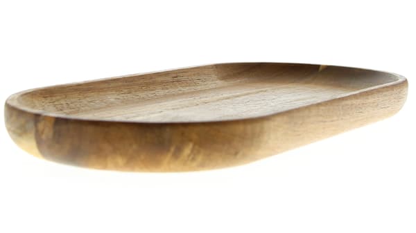 SERVERINGSTALLRIK I AKACIATRÄ