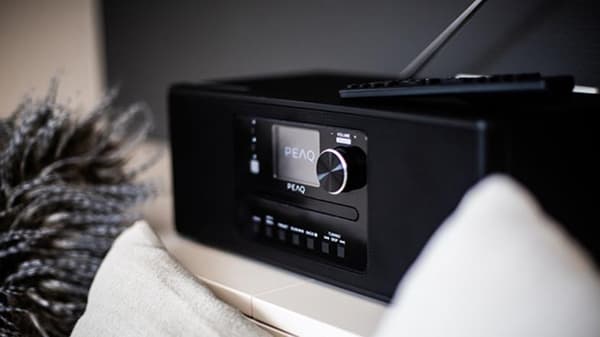 PEAQ PDR 370BT-B -radio
