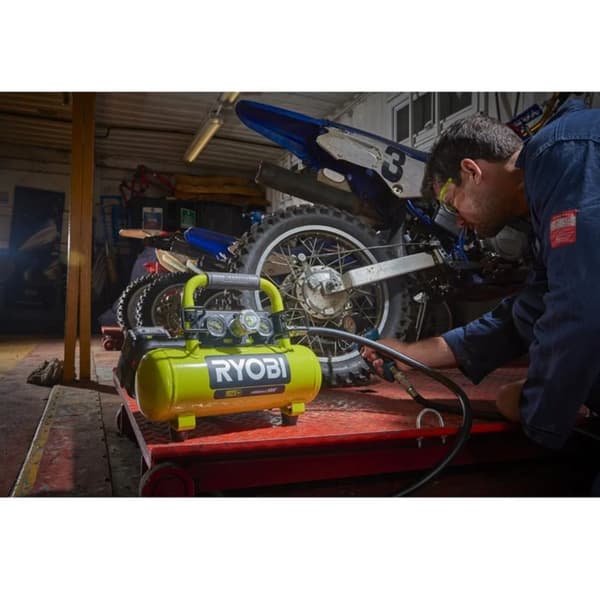 RYOBI kompressor 18V