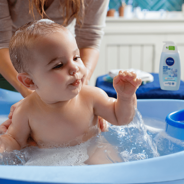 NIVEA BABY bademiddel blid rengøring 450 ml
