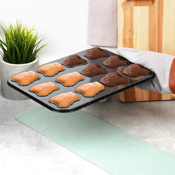 Granit cookieform med bjørne 35x26,5 cm