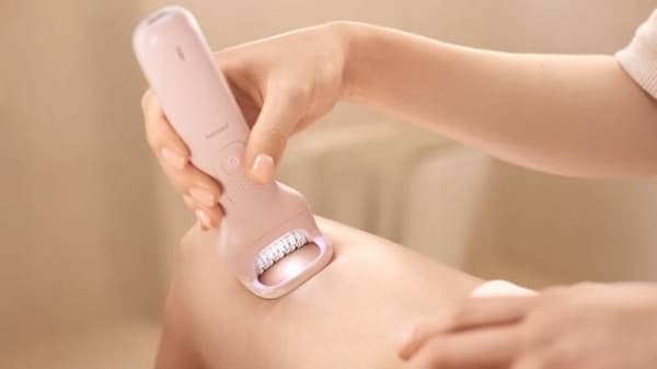PHILIPS Series 9000 Epilator BRE718/00 Lyserød