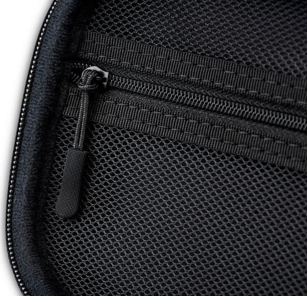 Etui NACON PlayStation Portal stift Sort