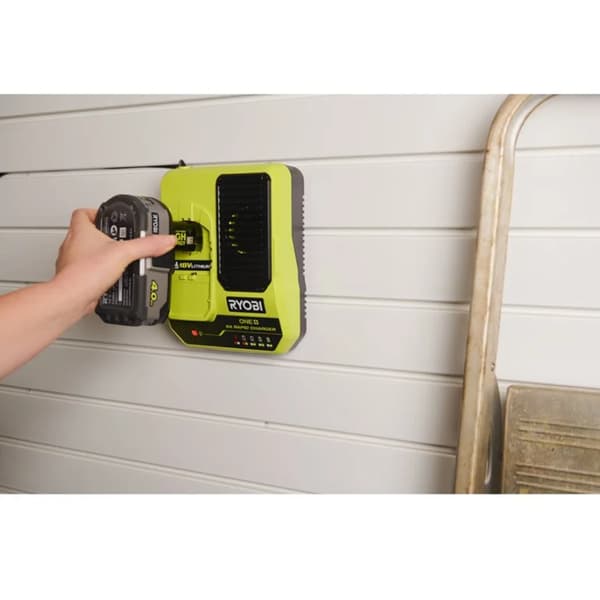 RYOBI ONE+ RC18180 Oplader