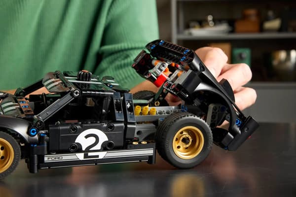 LEGO Technic 42223 Ford GT40 Racerbil