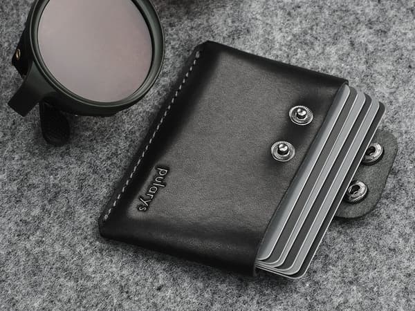 HOBBY plånbok i Nomad-läder, svart