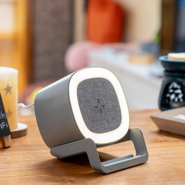 Souwis InnovaGoods Bluetooth Langaton LED-Kaiutin Lataustoiminnolla